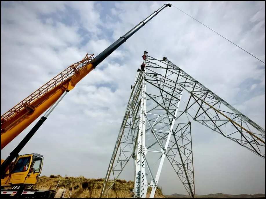 假期不停工 電網(wǎng)建設者堅守重點工程一線